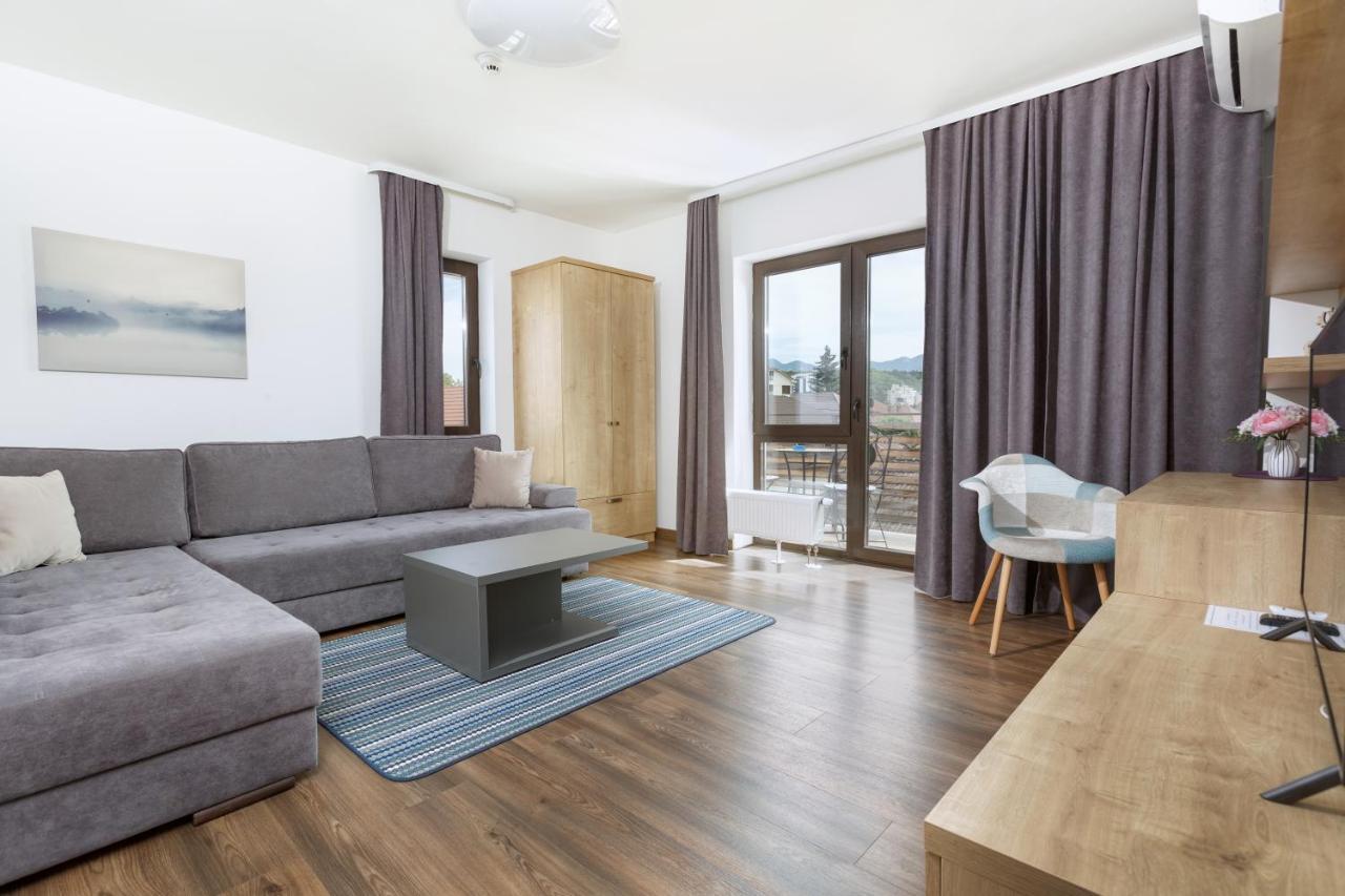 Afin Apartments Braşov Buitenkant foto